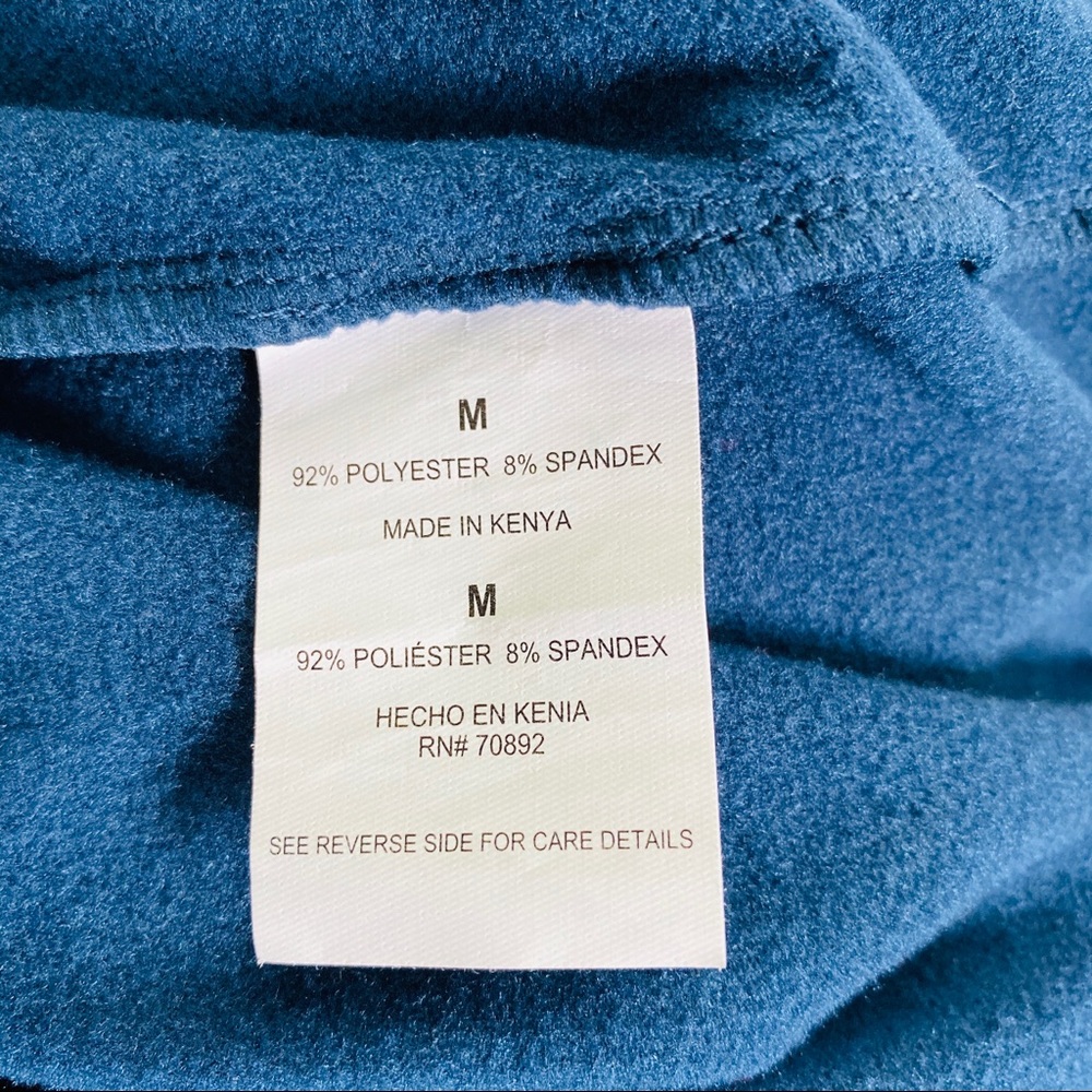 Layer 8 Quick Dry Navy Pullover Hoodie Women’s Medium - Picture 8 of 8